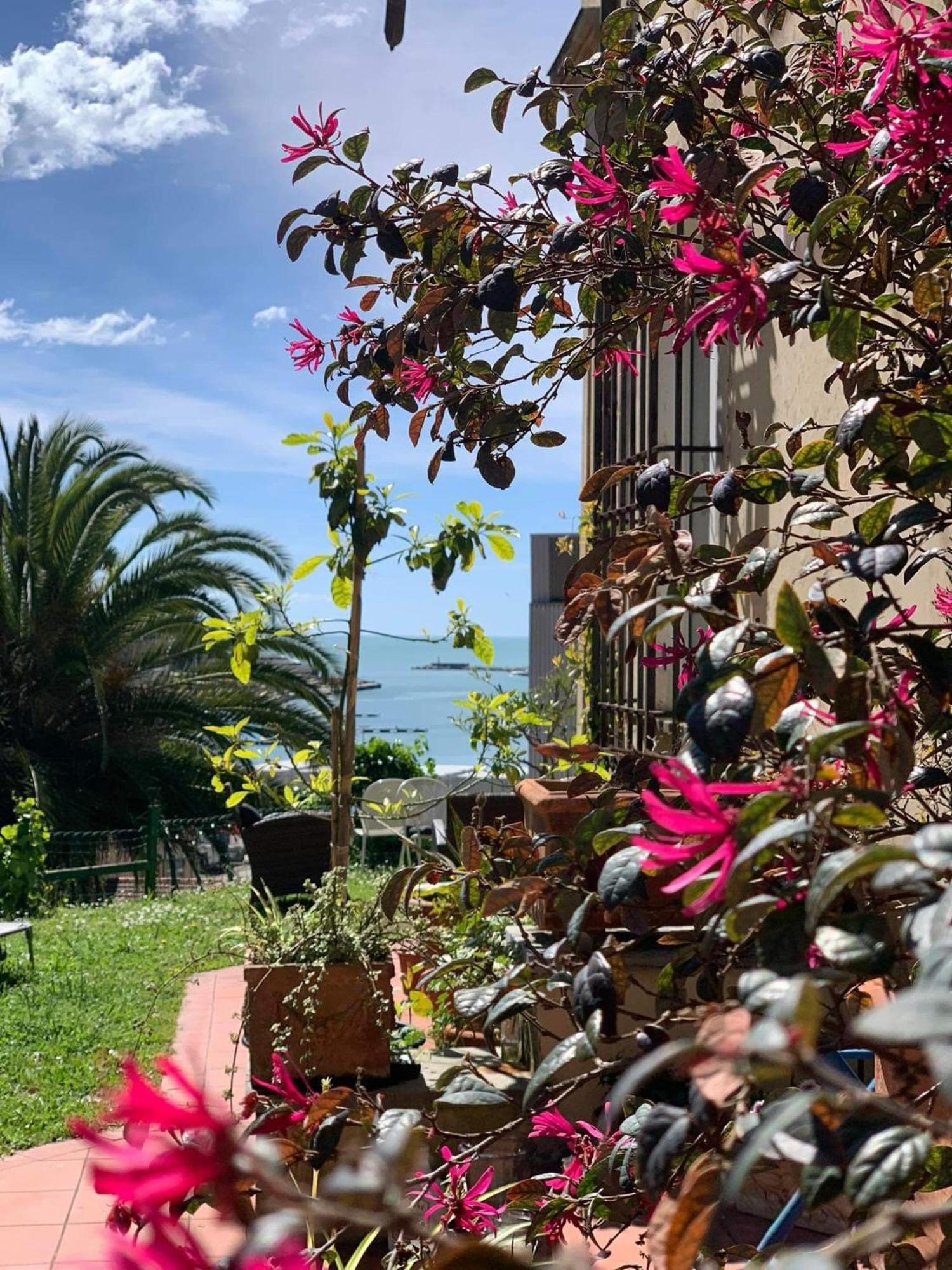 Bed and Breakfast Caligo La Spezia Exterior foto